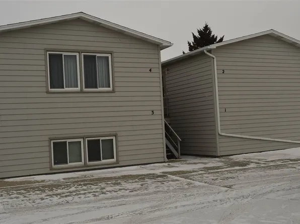 606 19th Ave SE, Minot, ND 58701