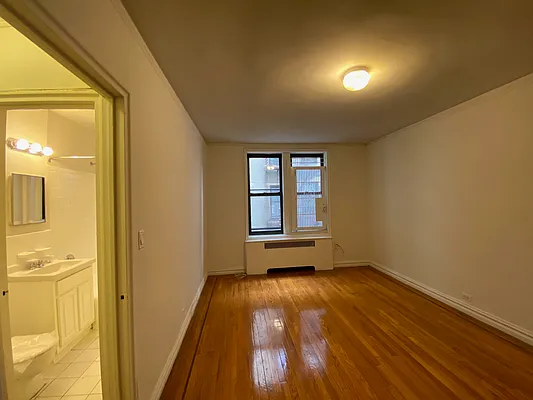 Rented by Sovereign Associates | media 8