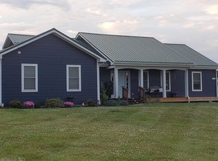 5112 Thornspring Rd, Pulaski, VA 24301