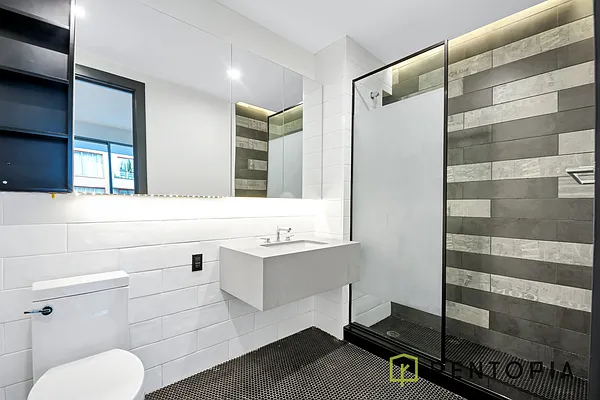 Rented by The KCI Group | media 33