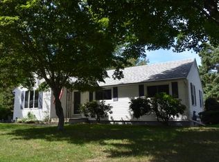 19 Thomsen Rd, Hampton, NH 03842