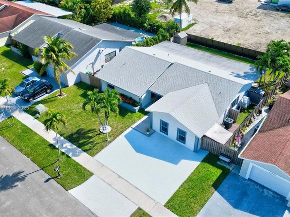11580 SW 92nd St, Miami, FL 33176