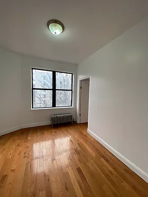 Rented by Houses of New York Realty LLC | media 44