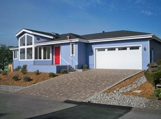 325 Emmons Rd, Cambria, CA 93428