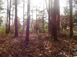 14130 Pine St, Chester, VA 23831