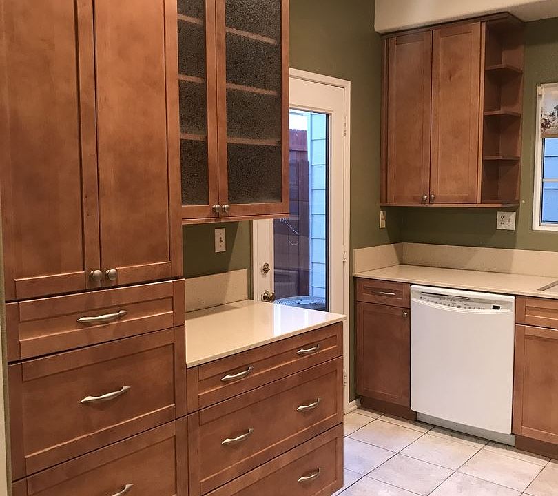 1st image of 17726 Kinzie St Unit 37
