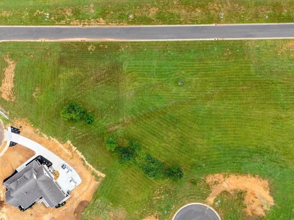 2705 Chestnut Ln, Loudon, TN 37774