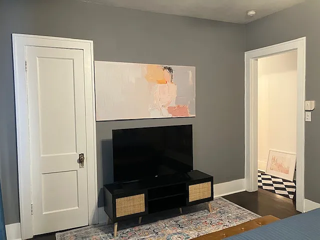 5722 Worth St — Photo 11