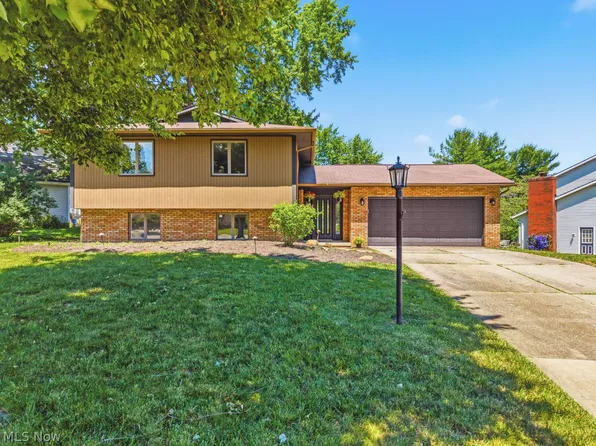 5460 Echodell Ave NW, North Canton, OH 44720
