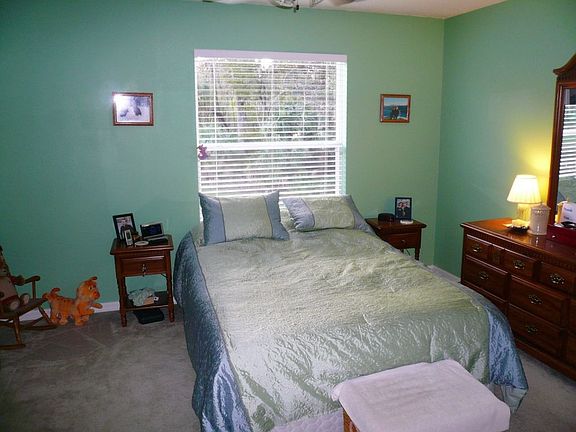 5th image of 4409 Silver Falls Dr
