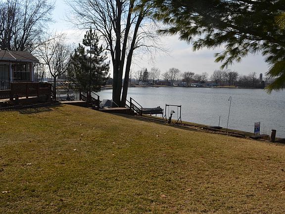 4th image of 25746 Rainbow Dr