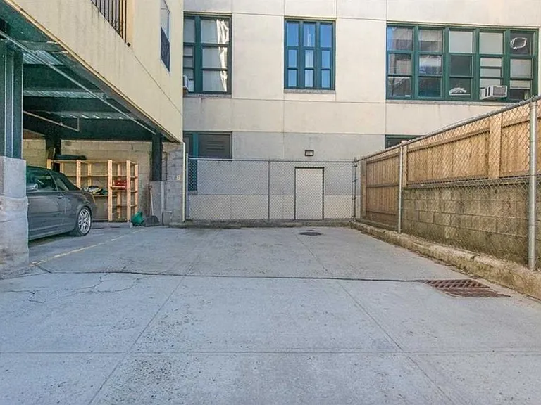 212 Madison St #A — Photo 8