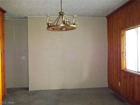5th image of 306 South St