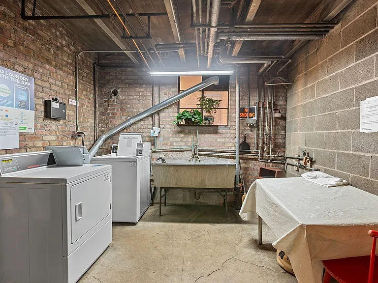 1539 Monroe Ave #2 — Photo 12