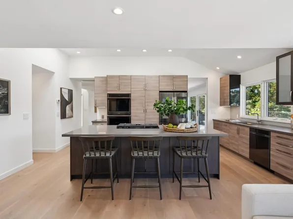 211 Fairway Drive, Novato, CA 94949