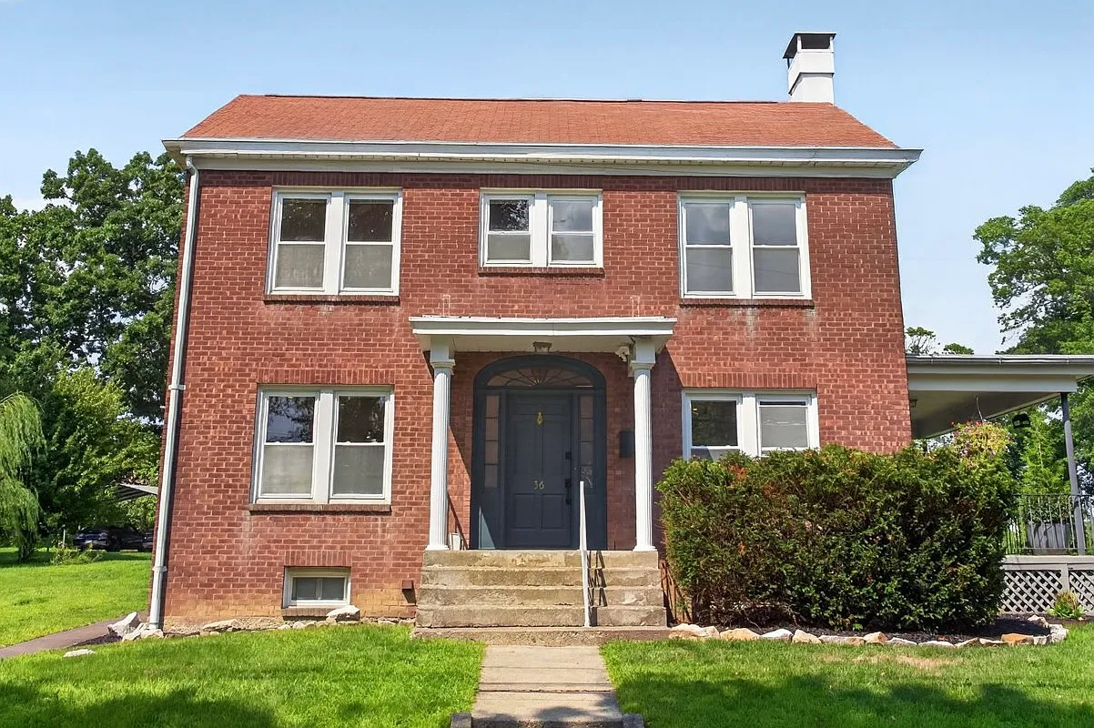 3 bed, 2.5 bath, 1728 sqft, $5,200 — Photo 1