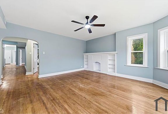 3rd image of 7824 S Euclid Ave APT 2