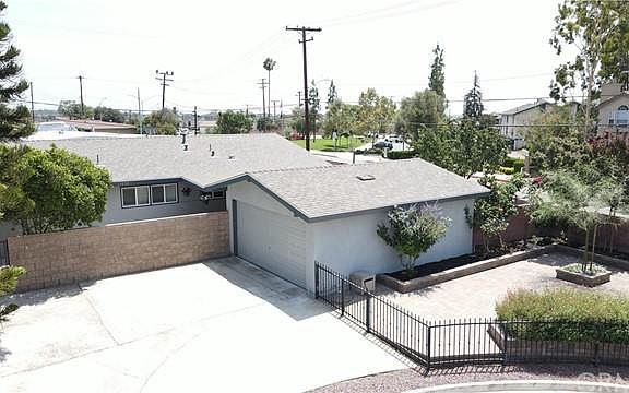 2nd image of 15032 Manecita Dr
