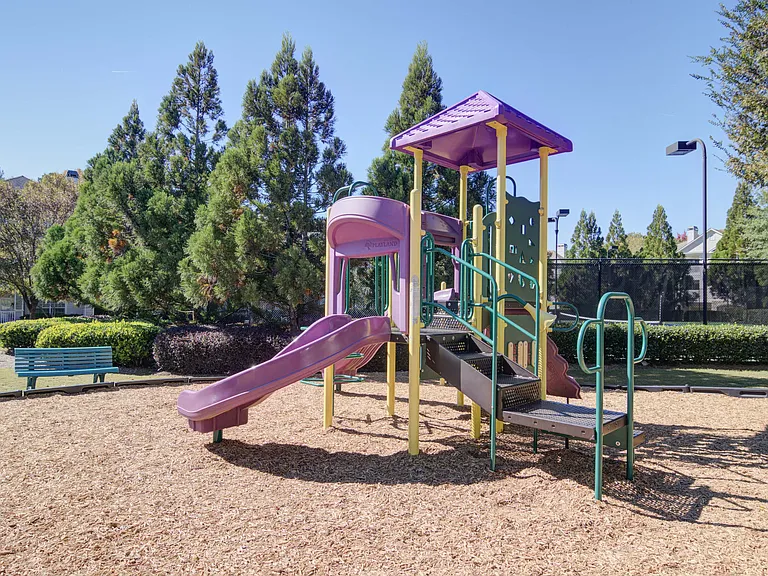 IMT Stoneleigh at Deerfield — Photo 18