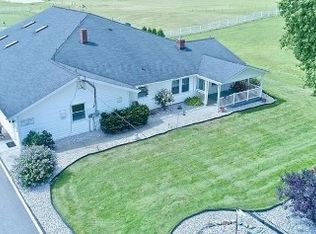 16885 Kinsman Rd, Middlefield, OH 44062