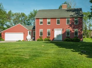 33 Woodside Meadow Rd, York, ME 03909