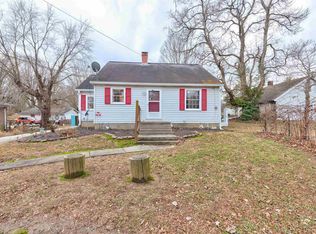 1013 N Main St, Winslow, IN 47598