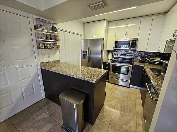 5th image of 20160 NE 3rd Ct APT 8