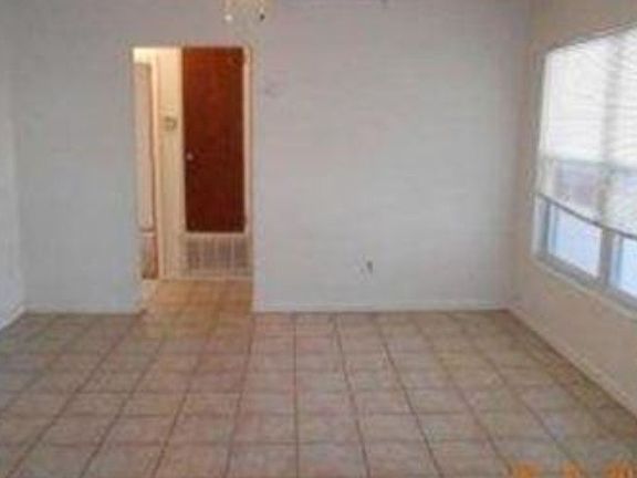 2nd image of 3401 Mogul Ave