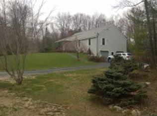 26 Nathaniel Brown Dr, Fremont, NH 03044