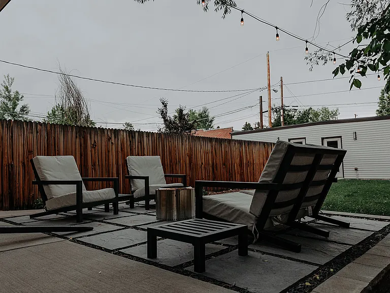 Julian St — Photo 39