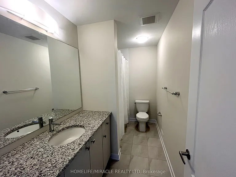 66 Aviron Cres — Photo 21