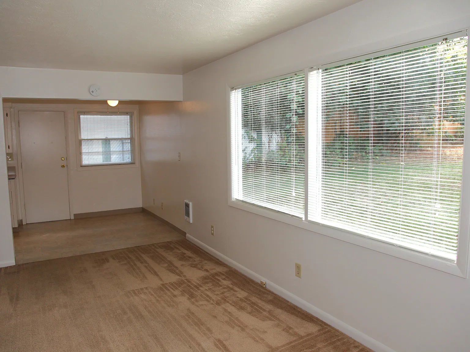 72nd Street Apartments — Photo 3