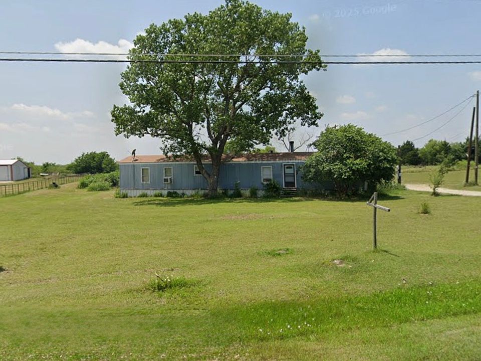 1st image of 990 Willow Creek Rd