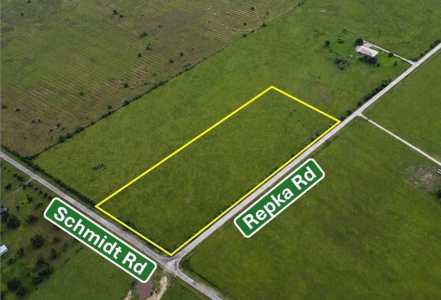 2nd image of Schmidt Rd