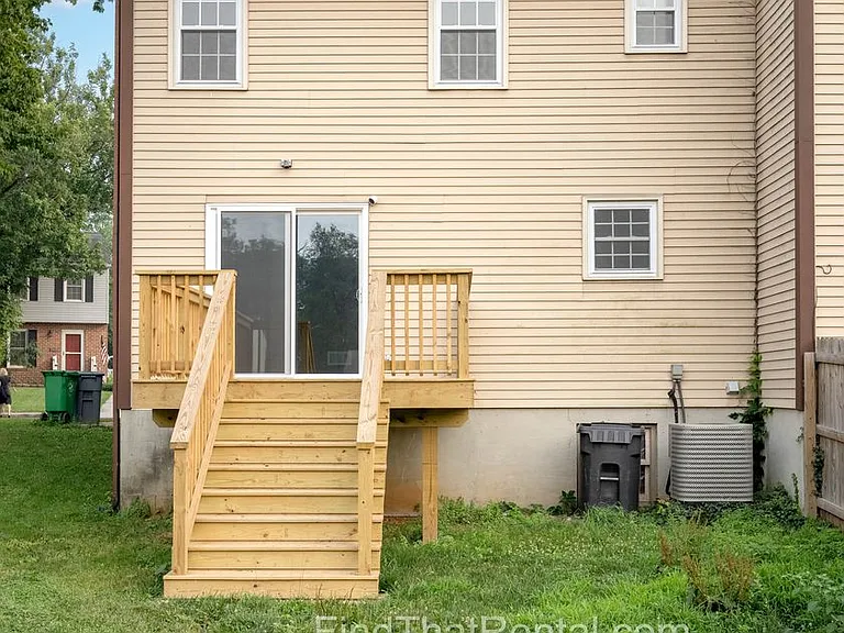 1030 Northfield Dr — Photo 33