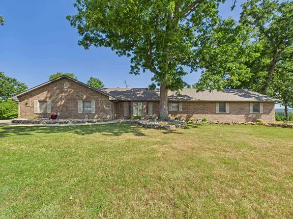 334 Forest Hills Dr, Mountain Home, AR 72653