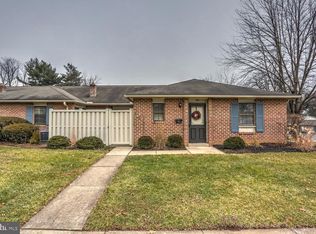 342 Valleybrook Dr, Lancaster, PA 17601