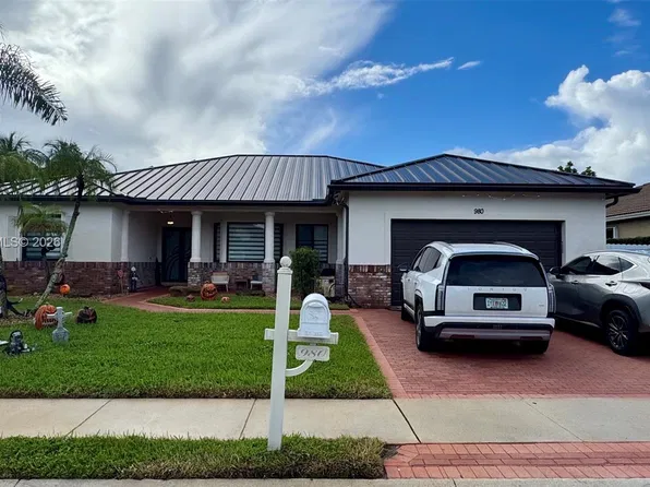 980 SW 159th Ter, Pembroke Pines, FL 33027