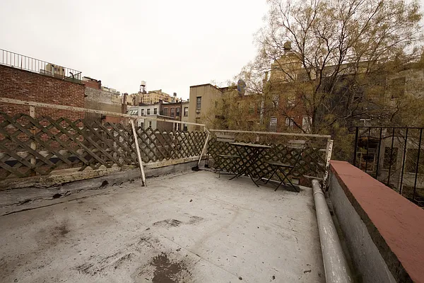 Sold by Bien Realty Ltd | media 2