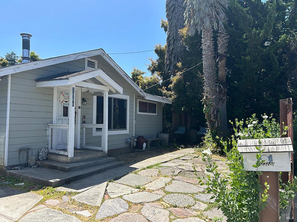 1st image of 1060 30th Avenue
