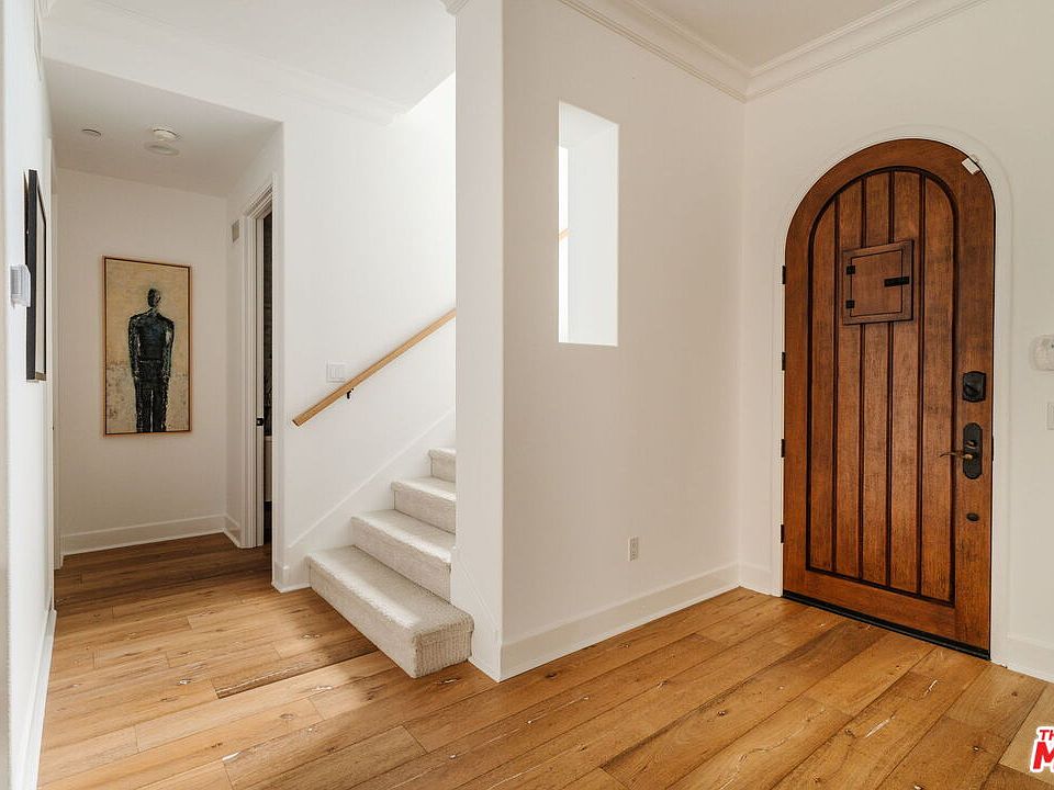 13070 Kiyot Way, Playa Vista, CA 90094 | MLS #26858841 | Zillow