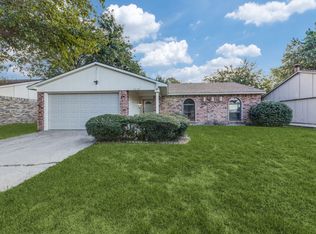 5710 Ridgecove Dr, Garland, TX 75043
