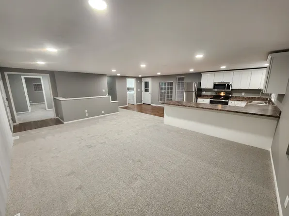 23381 County Road E34, Anamosa, IA 52205