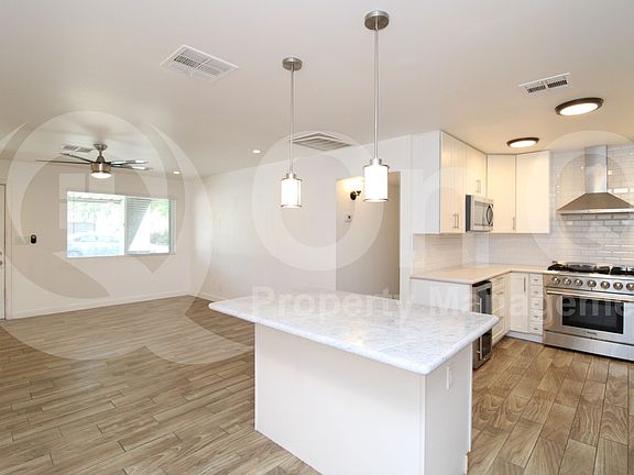 5th image of 100 E Vista Del Cerro Dr