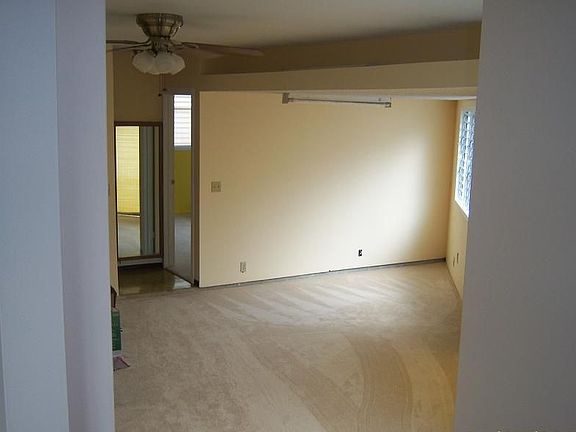 Livingroom/Rec Room