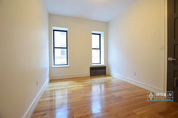 Rented by null | media 22