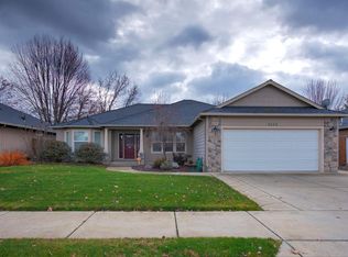 3252 Ford Dr, Medford, OR 97504