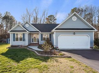 11530 Charles Towne Rd, Midlothian, VA 23112