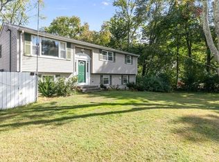 124 Salem St, Wilmington, MA 01887