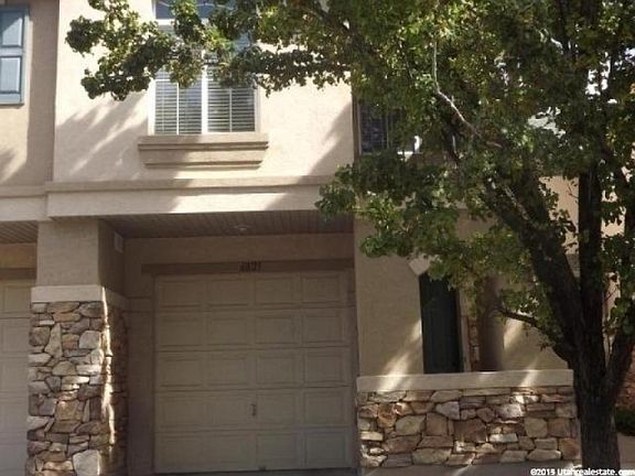 2nd image of 6821 S Garonne Ct